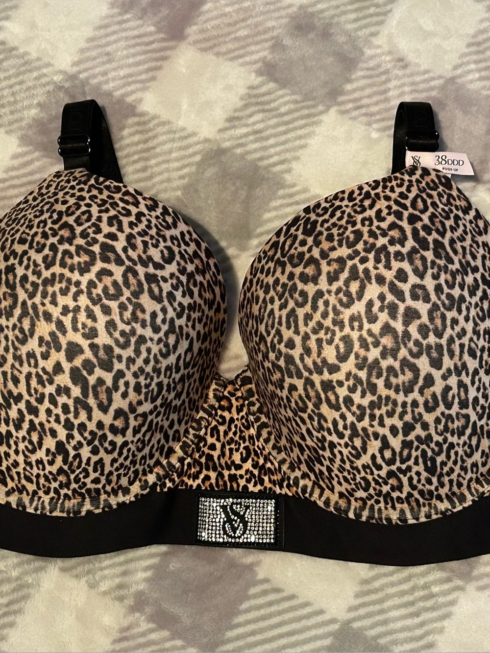 Victoria's Secret Shine patch full coverage T-shirt bra Leopard Print 38DDD New